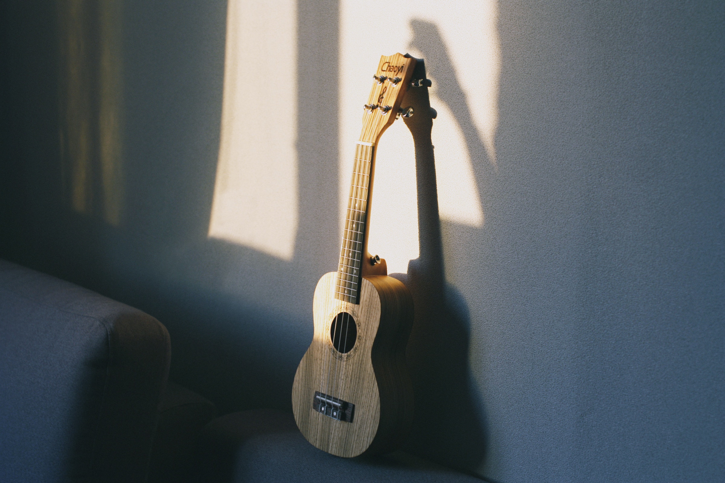 10 Tips On Playing The Ukulele Instrument